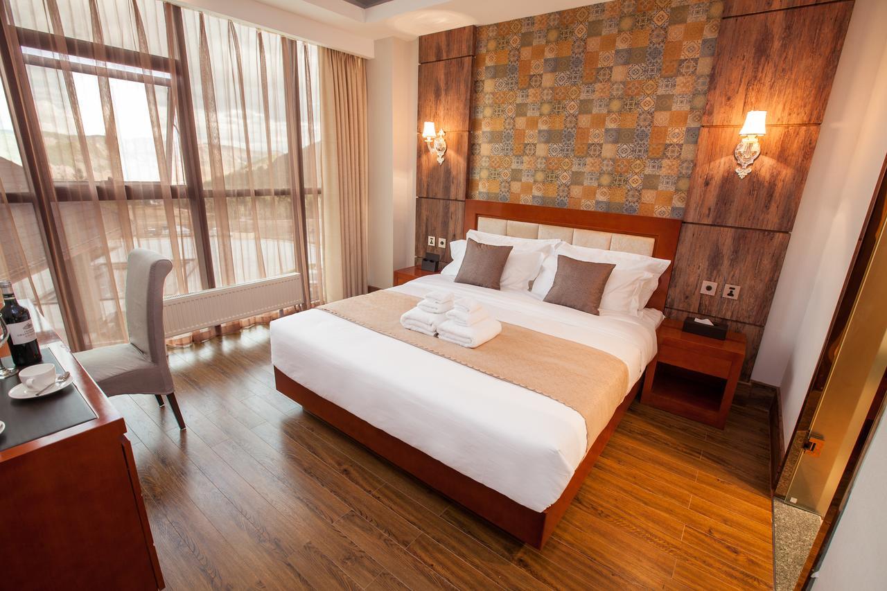 Resort World Terelj Hotel Улан-Батор Экстерьер фото